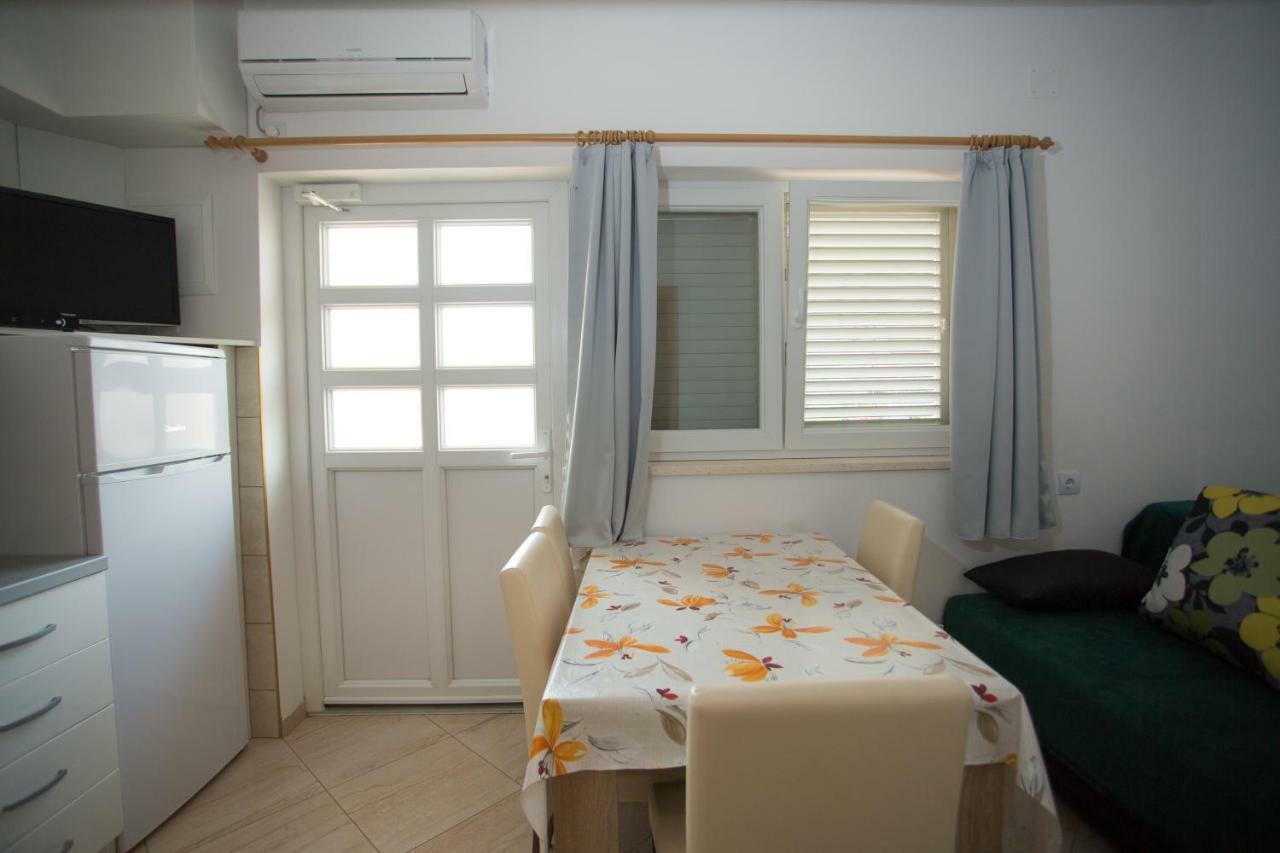 Apartment Ribica Kaštela Εξωτερικό φωτογραφία